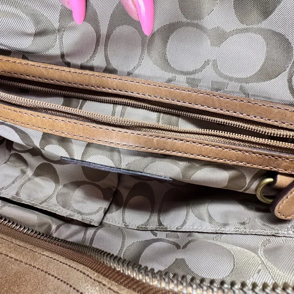 Coach Tan Suede & Leather Tote with Logo Hang Tag - Picture 6 of 9